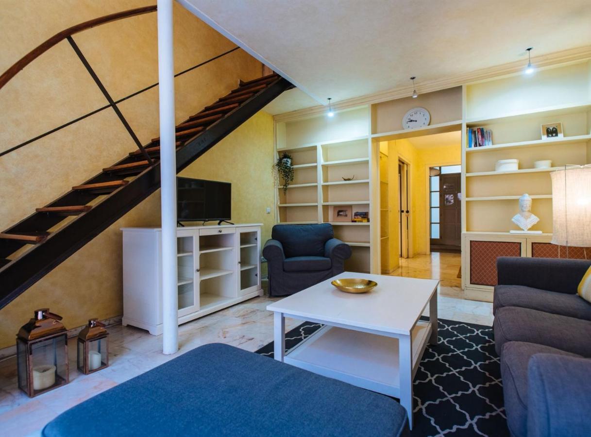 Pajaritos Suite Apartment - Private Parking Included Sevilla Kültér fotó