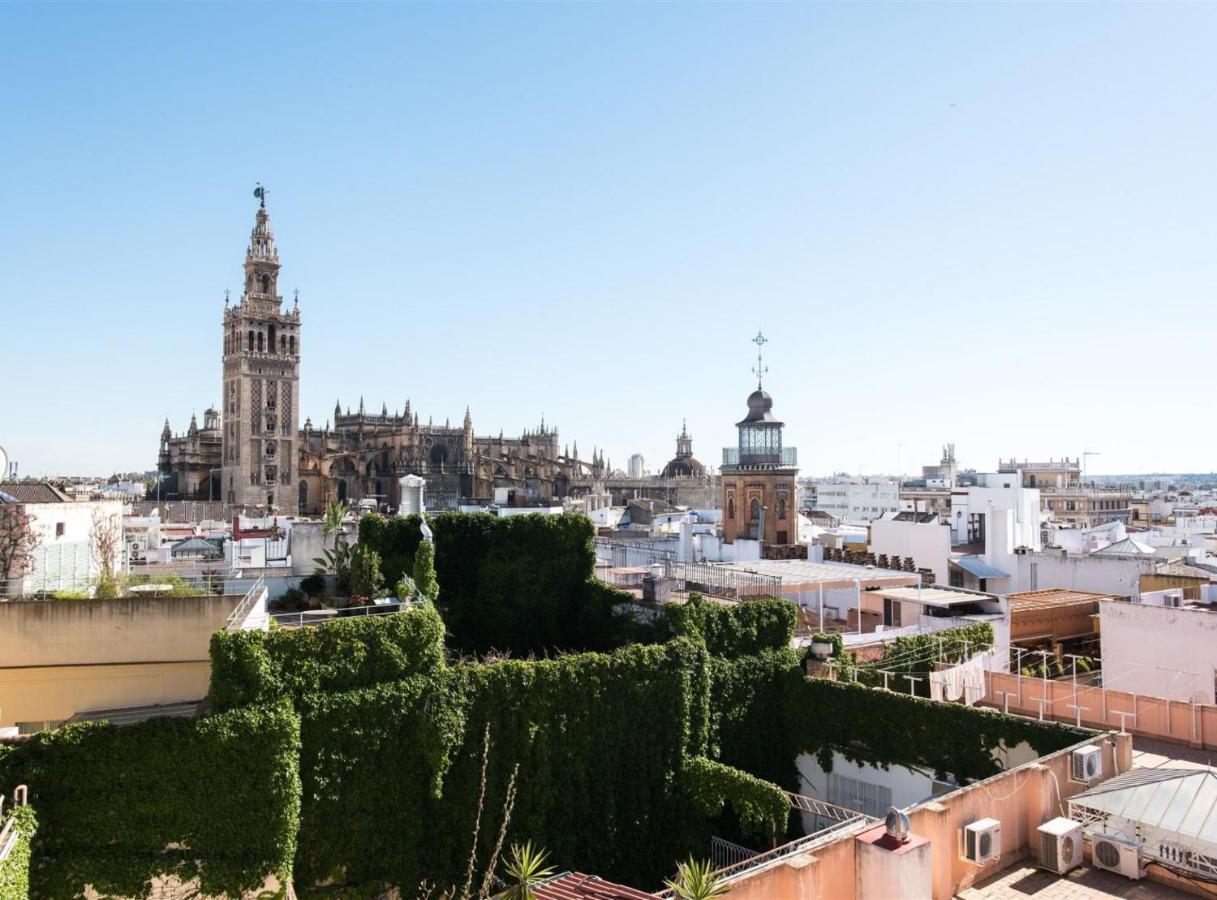 Pajaritos Suite Apartment - Private Parking Included Sevilla Kültér fotó